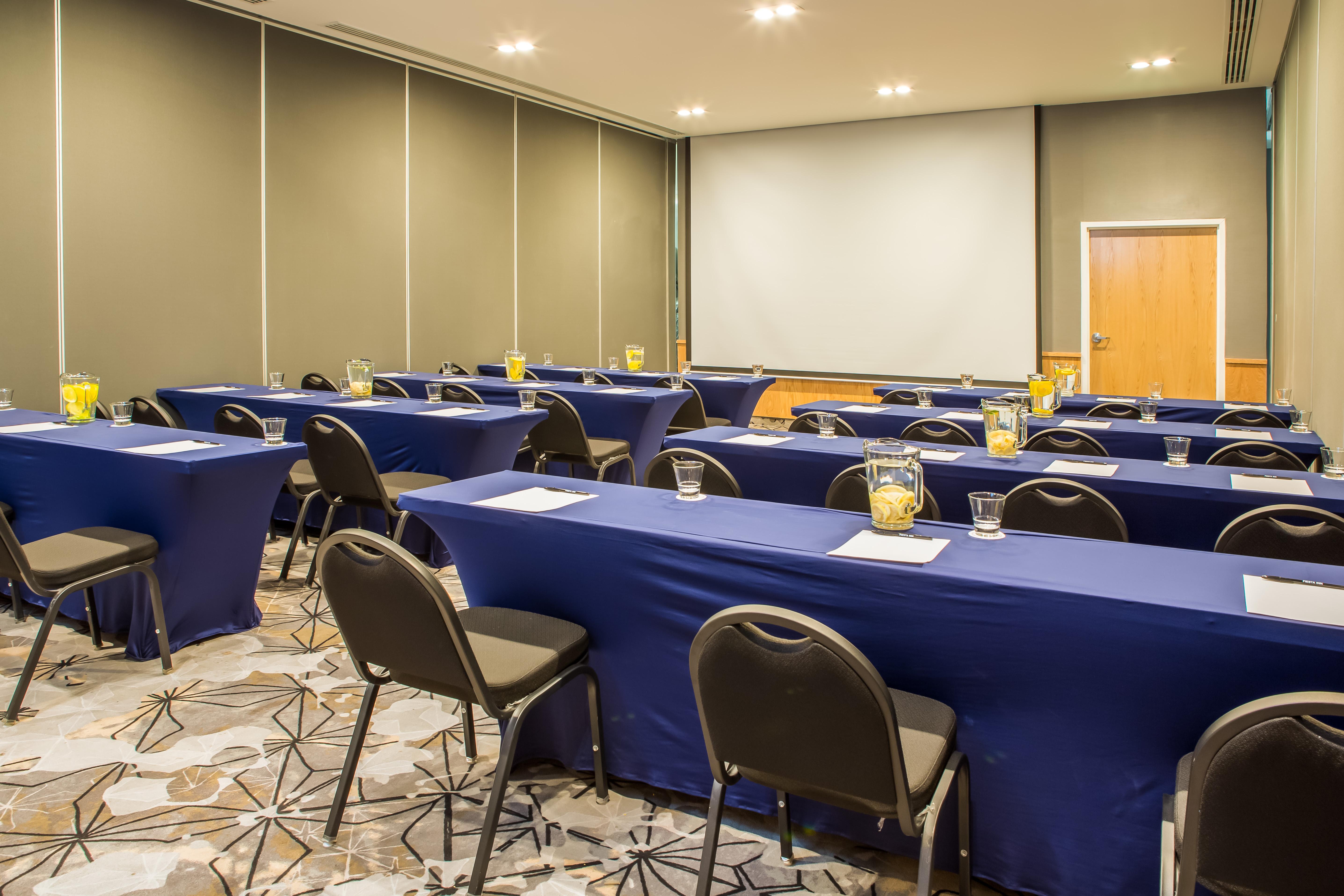 Fiesta Inn Express Ciudad De Mexico Forum Buenavista Buitenkant foto